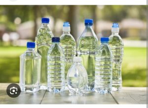 خطر يهدد الصحة: تحذير من كارثة في جودة المياه المعبأة