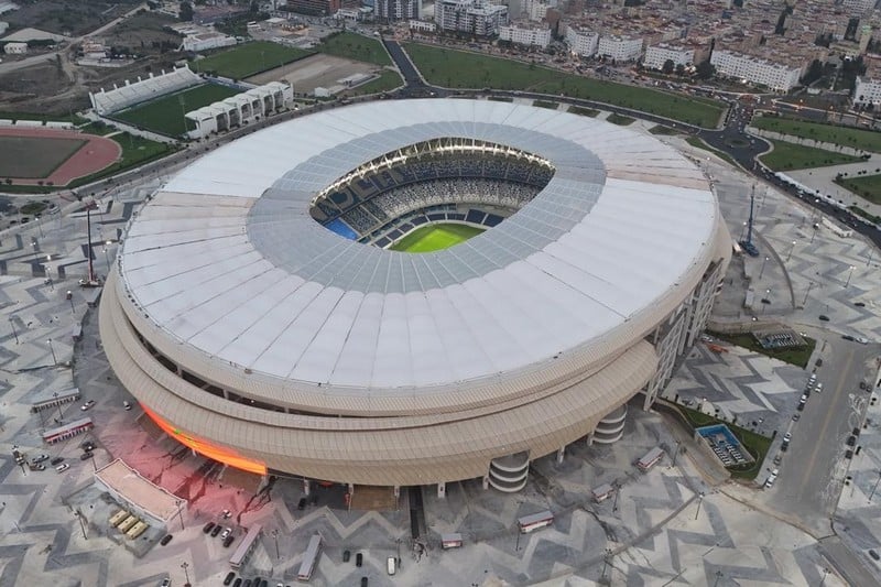 ملعب طنجة الكبير يعود بحلة عالمية بعد التوسعة ويواكب معايير فيفا 2030
