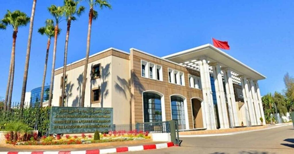 السفارة المغربية بغينيا كوناكري تحسم احتجاز مواطنين مغاربة.. نموذج للدبلوماسية الفعالة