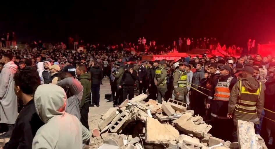 فاجعة تهزّ فاس: ارتفاع حصيلة انهيار مبنيين سكنيين في حيّ المسيرة.. تحديثات الإنقاذ والضحايا