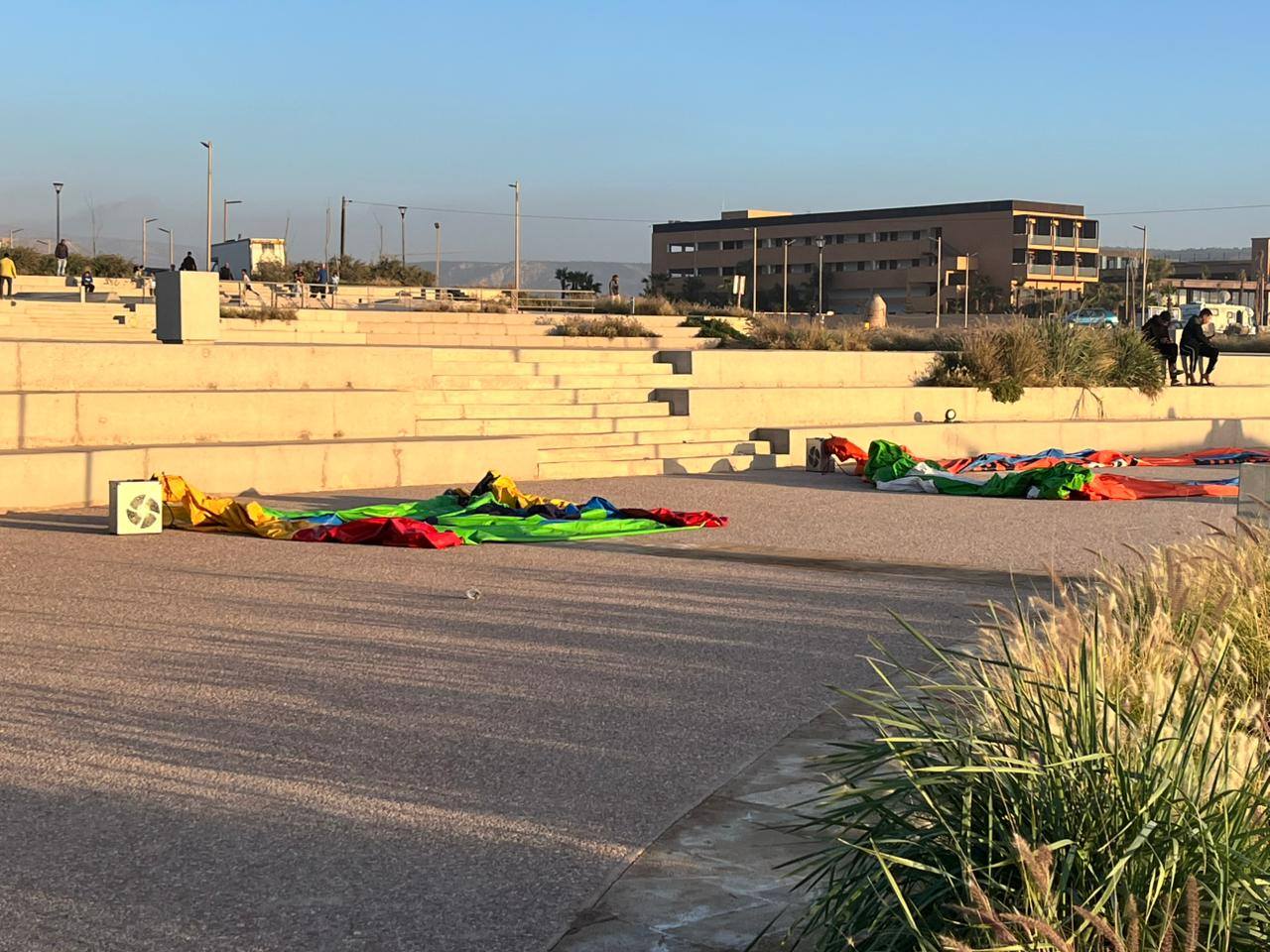 أكادير : ساحة إيموران بأورير تتحول إلى Fan Zone عالمي لاستقبال عشاق الكان (+صور) 