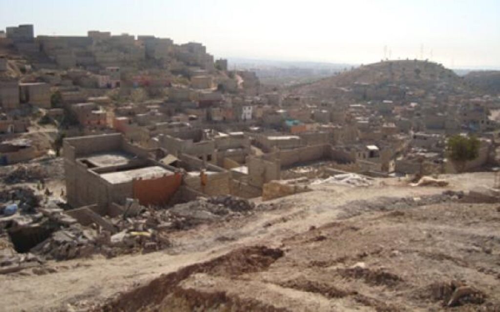 من فونتي إلى سفوح الجبال: مهتمون يرصدون خريطة التفاوت المجالي في أكادير