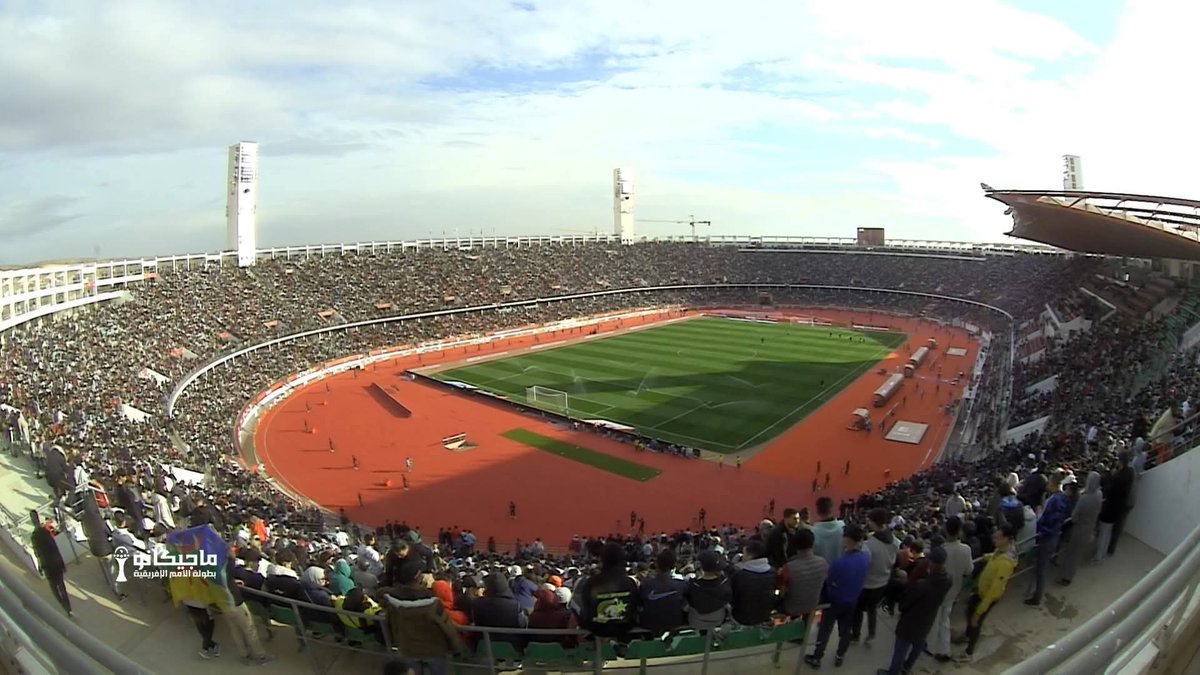 ملعب أكادير الكبير يفرض الانضباط: لا ولوج دون تذكرة وزمن المجانية انتهى 