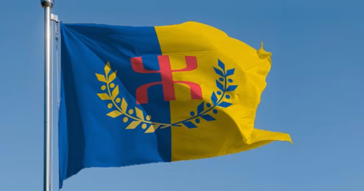 حركة قبائلية تُعلن من باريس قيام “الجمهورية الفدرالية للقبائل”