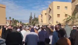 تارودانت : تُشييع جنازتين مهيبتين لقاضٍ بارز وشاب قضى في حادث سير مؤلم