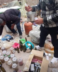 مداهمة نوعية بأيت ملول تُطيح بمصنع سري لصناعة مراهم ومواد تجميل خطيرة