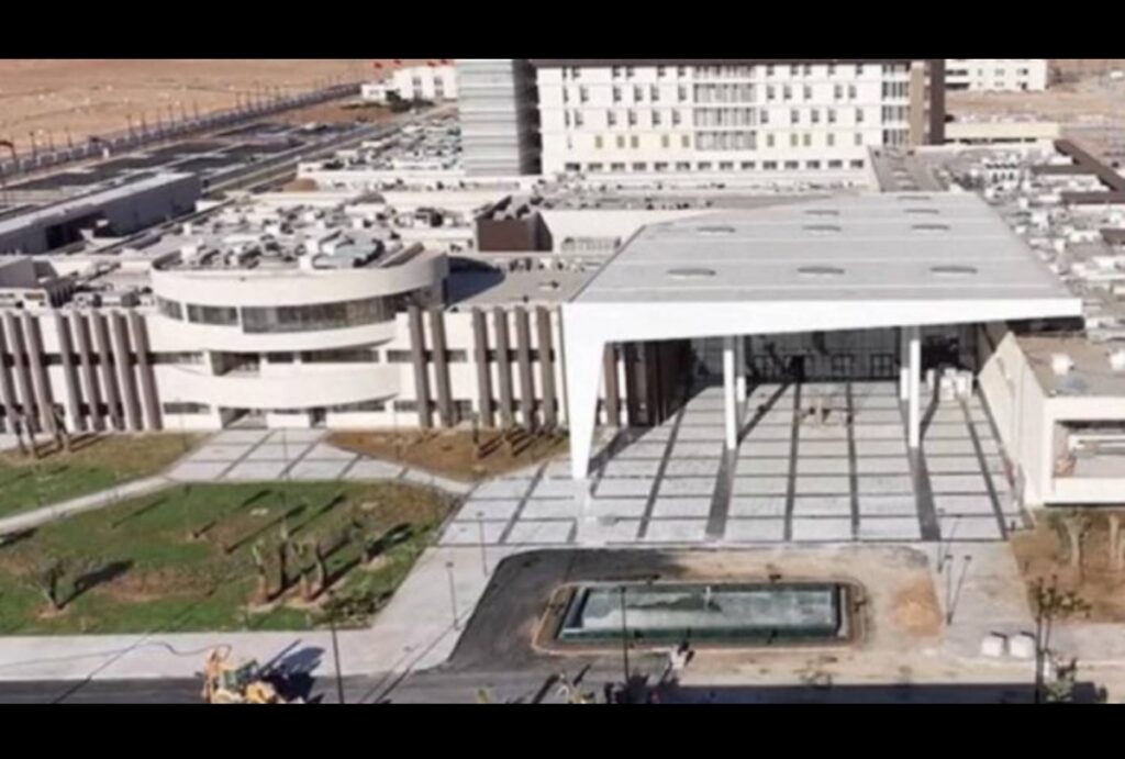 المستشفى الجامعي بالعيون على مشارف الافتتاح… صرح طبي يعزز خدمات الصحة بالأقاليم الجنوبية