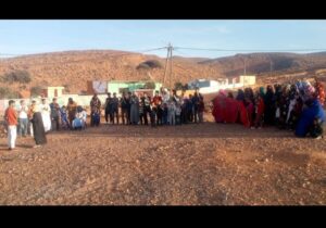 عزلة مفروضة على ساكنة حاسي الكاح: انقطاع الاتصالات يشل تواصل الأسر مع ذويها بالخارج ويهدد مستقبل التلاميذ