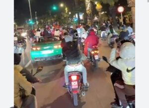 أكادير تهتز على إيقاع “النصر العربي”: احتفالات صاخبة تجتاح شوارع “عاصمة سوس” بعد تتويج المنتخب المغربي بكأس العرب