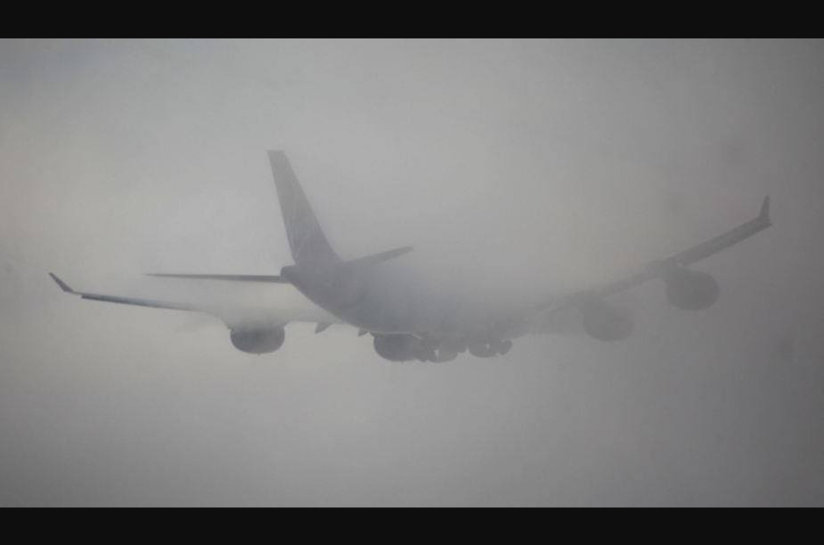 الضباب يربك سماء مراكش.. تحويل طارئ للرحلات الجوية صوب مطاري أكادير والدار البيضاء 