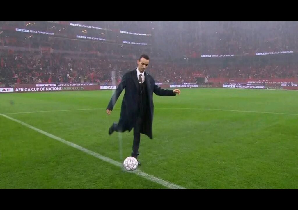 “كاريزما ولي العهد الأمير مولاي الحسن: روح الشباب المغربي وعمق إرث الأجداد العظام”