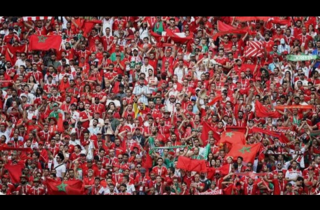 الجمهور الإفريقي: اللاعب رقم 12 الذي لا يُهزم