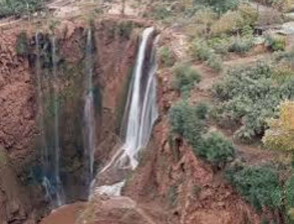 اختفاء مياه شلالات أوزود… خبراء يكشفون الأسباب الخفية للظاهرة المفاجئة