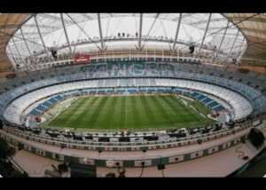 من اختبار الطبيعة إلى شهادة التفوق: أسرار صمود الملاعب المغربية