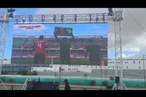 “فان زون” أكادير: السلطات تبتكر حلولاً ذكية لاحتواء شغف الجماهير خارج أسوار الملعب الكبير