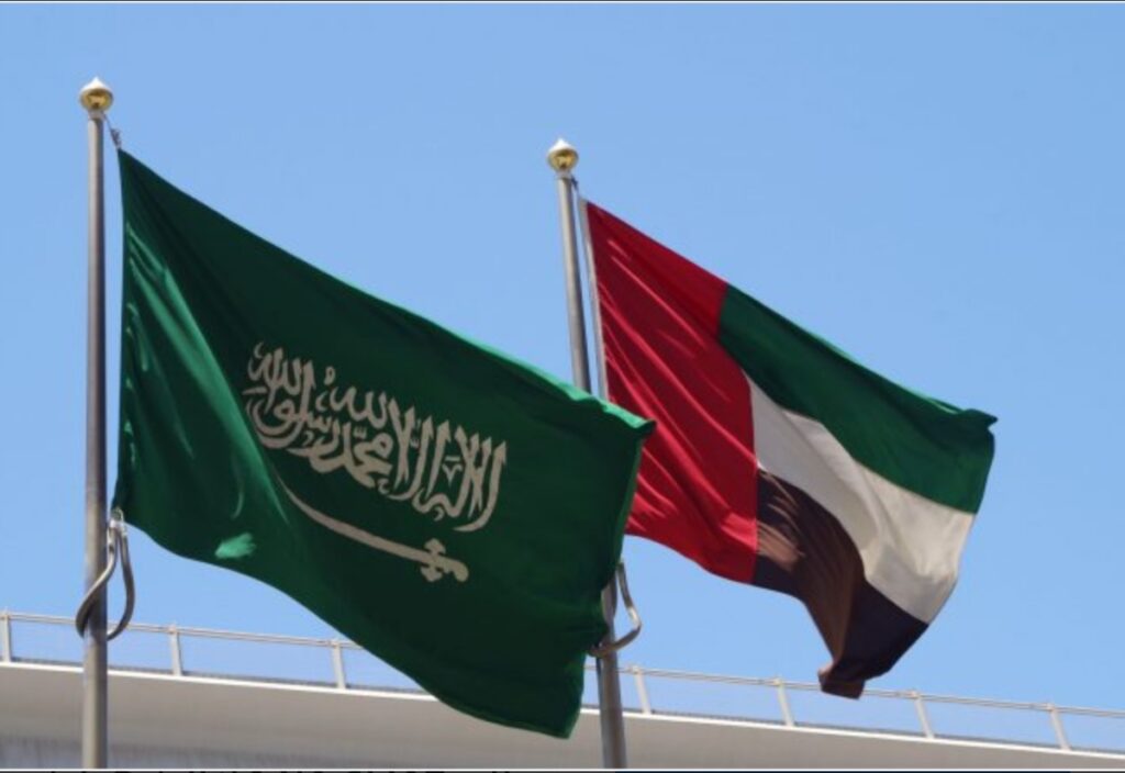 أزمة صامتة تطفو للسطح: السعودية تُمهل الإمارات 24 ساعة لسحب قواتها من اليمن وتضع “خطاً أحمر”