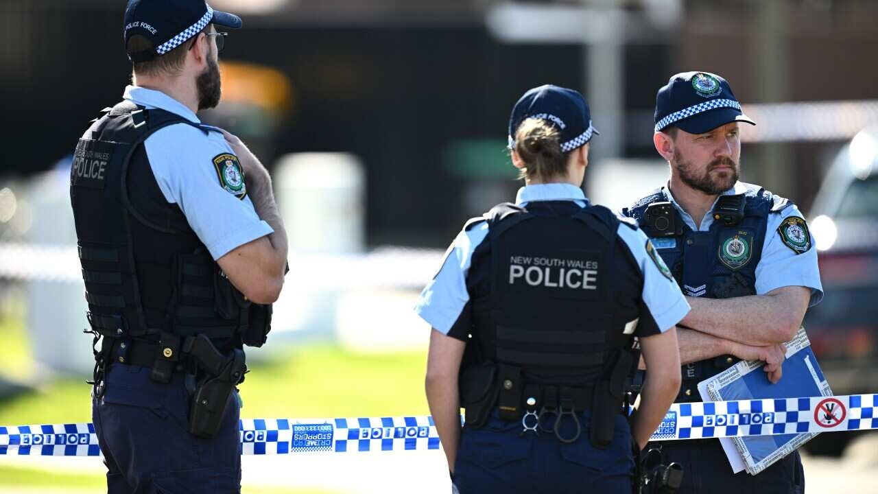 أستراليا: هجوم بوندي يخلّف ضحايا وتصفه السلطات بـ«الإرهابي» والشرطة تؤكد تورط أب وابنه