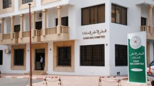 الملك محمد السادس يُعيّن 24 ملحقاً قضائياً بالمحاكم المالية ويُرقّي 155 قاضياً إلى الدرجة الممتازة