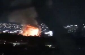 انفجارات وضربات جوية تهز كراكاس وفنزويلا تتهم واشنطن بالوقوف وراء الهجمات