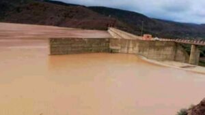 سد الأمير مولاي عبد الله يمتلئ 100% لأول مرة منذ 2014… أمطار تفوق 120 ملم تنعش الأمن المائي بأكادير الكبير