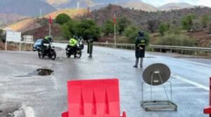 أكادير : أمسكرود تحت “حصار” التشققات.. عندما تضع الأمطار شريان الجنوب في عين العاصفة