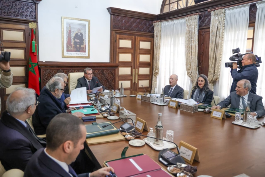 مجلس الحكومة يصادق على حل وكالة النباتات الطبية ويقر مراسيم وتنصيبات جديدة