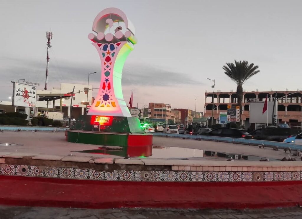 مجسم كأس إفريقيا يثير جدلا واسعا بأيت ملول