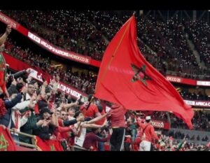 الجمهور المغربي بين حرية التشجيع ومسؤولية الخطاب الرياضي… حين يكون التشجيع حقًا لا وصاية عليه