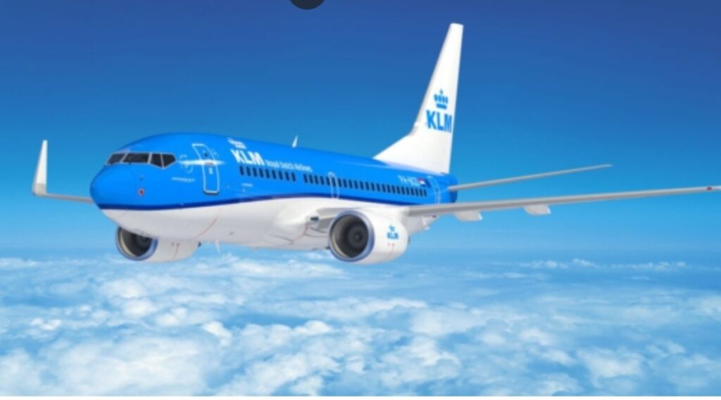 وسط أوروبا تحت حصار الجليد: 6 نقاط تلخص أزمة المطارات والنقل اليوم