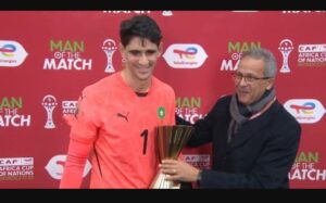 جدار برلين المغربي: ياسين بونو يخطف لقب “رجل المباراة” ويقود الأسود إلى نهائي إفريقيا