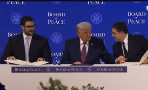 بقيادة الملك محمد السادس.. المغرب يوقع بدافوس على ميثاق “مجلس السلام” الدولي الجديد