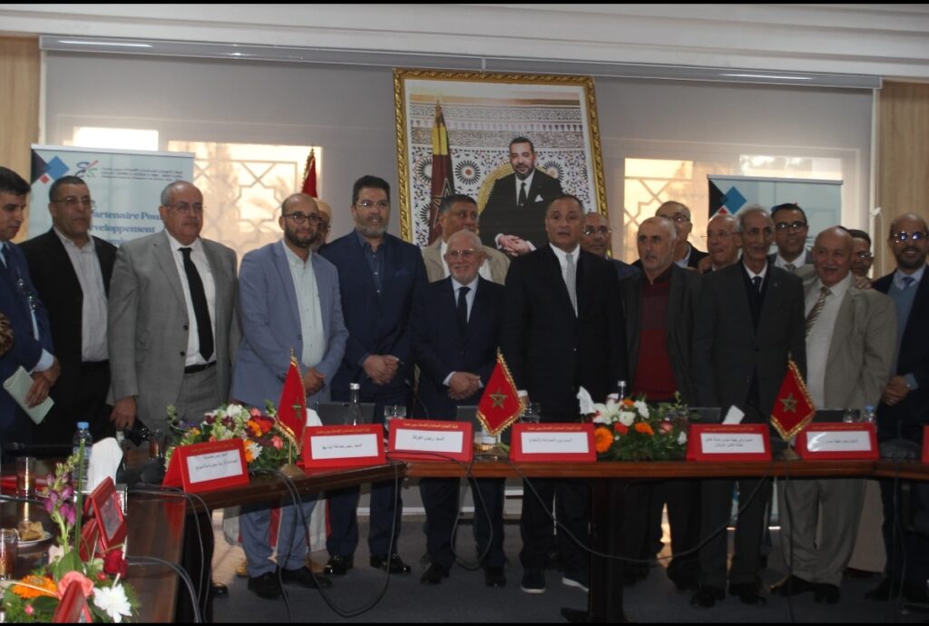 غرفة التجارة سوس ماسة تحتفي بموظفيها المتقاعدين في ليلة الوفاء بحضور الوزير رياض مزور