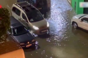 السيول تحاصر “سجن طنجة 2” وتؤدي إلى نقل نزلائه إلى مؤسسة أخرى