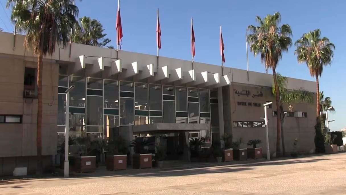 معاناة صامتة في أحد أحياء أكادير، وسط مطالب بتدخل عاجل لرفع الضرر