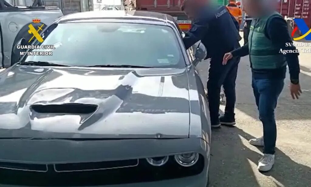 الحرس المدني الإسباني يحبط وصول سيارات مسروقة من المغرب إلى الجزائر