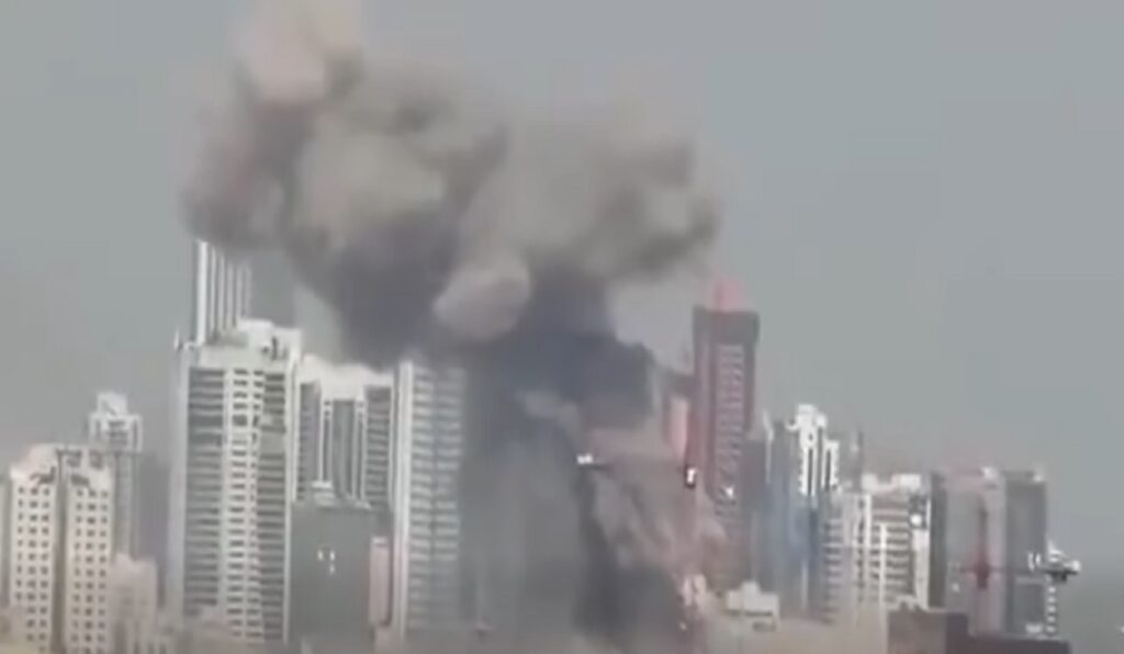 تصاعد غير مسبوق في الشرق الأوسط: الولايات المتحدة وإسرائيل تشنان ضربات على إيران وطهران ترد بالصواريخ