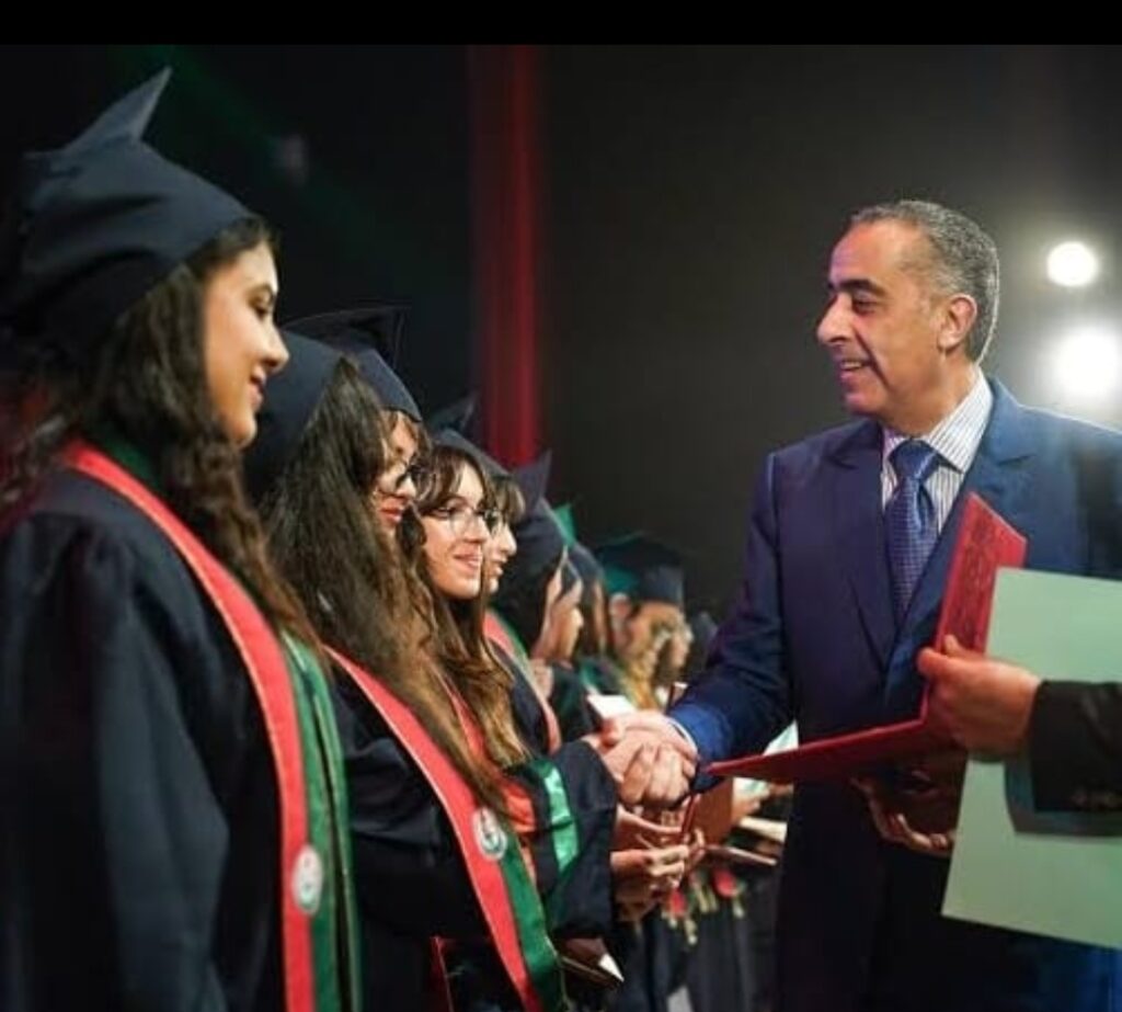 الحموشي ينتصر لمصلحة القاصرين في انجاز البطاقة الوطنية