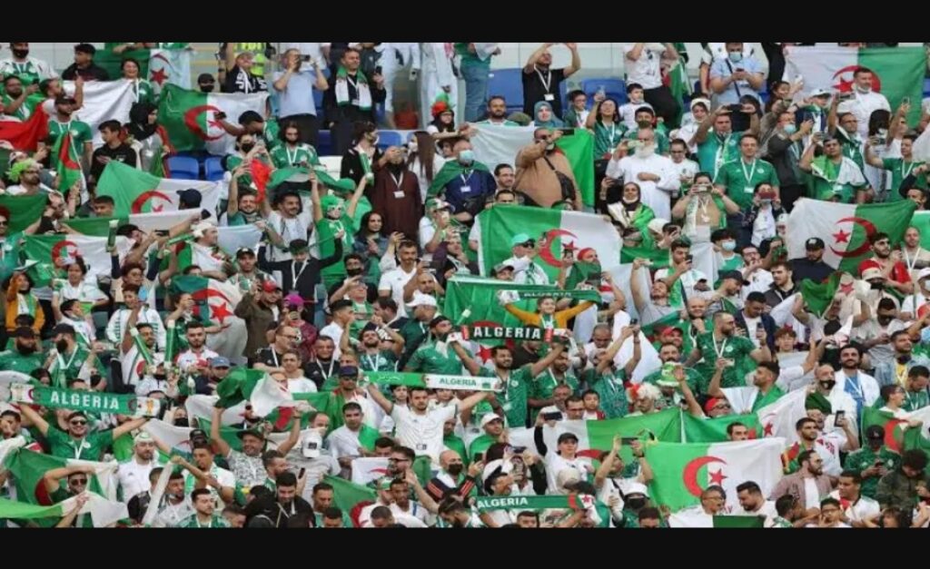 صرامة القضاء بمراكش: أحكام حبسية نافذة ضد مشجعين جزائريين بتهم الكراهية وإهانة الرموز