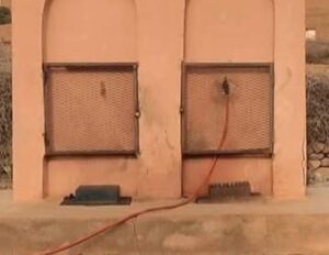 تزنيت: الزيادة في تسعيرة الماء الصالح للشرب تثير استياء في قرية “أزويكا”، وسط دعوات إلى مراجعة القرار