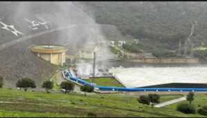 سد وادي المخازن يصمد أمام فيضان تاريخي: استنفار أمني وتقني ينجح في حماية المنشآت الحيوية