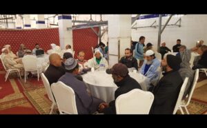 جزارو أكادير يرفعون أكف الضراعة في “صدقة المعروف”: تقاليد عريقة لاستقبال شهر رمضان بقلوب مؤمنة