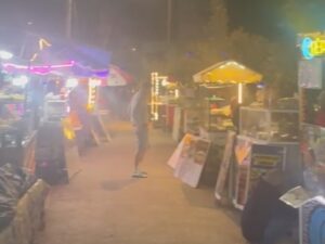 أكادير : الدماء تسيل في ساحة تغازوت: صراع “الباعة المتجولين” يرسل شاباً إلى المستعجلات ويُفجر غضب الساكنة