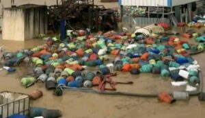 سيول تطوان تغرق المعامل، ومئات قنينات الغاز تطفو فوق المياه