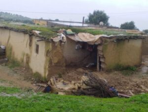 تازة تحت وطأة الأمطار: وفاة سيدة مسنة وإجلاء 135 أسرة