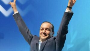 الملك محمد السادس يهنئ محمد شوكي بمناسبة انتخابه رئيسا لحزب التجمع الوطني للأحرار