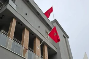 قنصلية طرابلس تحذر مغاربة ليبيا من وسطاء المعاملات الإدارية الوهمية