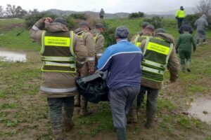 تطوان: 4 وفيات ومفقود واحد إثر سيول جرفت سيارة بدوار لمواوجة