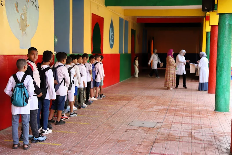 جدل توقيت الدراسة في رمضان يعود إلى الواجهة، وسط دعوات للموازنة بين التعليم وظروف الصيام