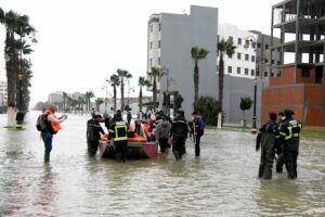 فيدرالية أولياء التلاميذ تدعو إلى “المرونة” في معالجة تأثير الفيضانات على العملية التعليمية