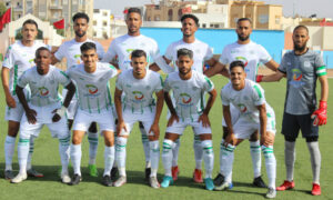 الدشيرة يفرض التعادل على الفتح في أكادير… وطرد دياكيتي يقلب مجريات المباراة